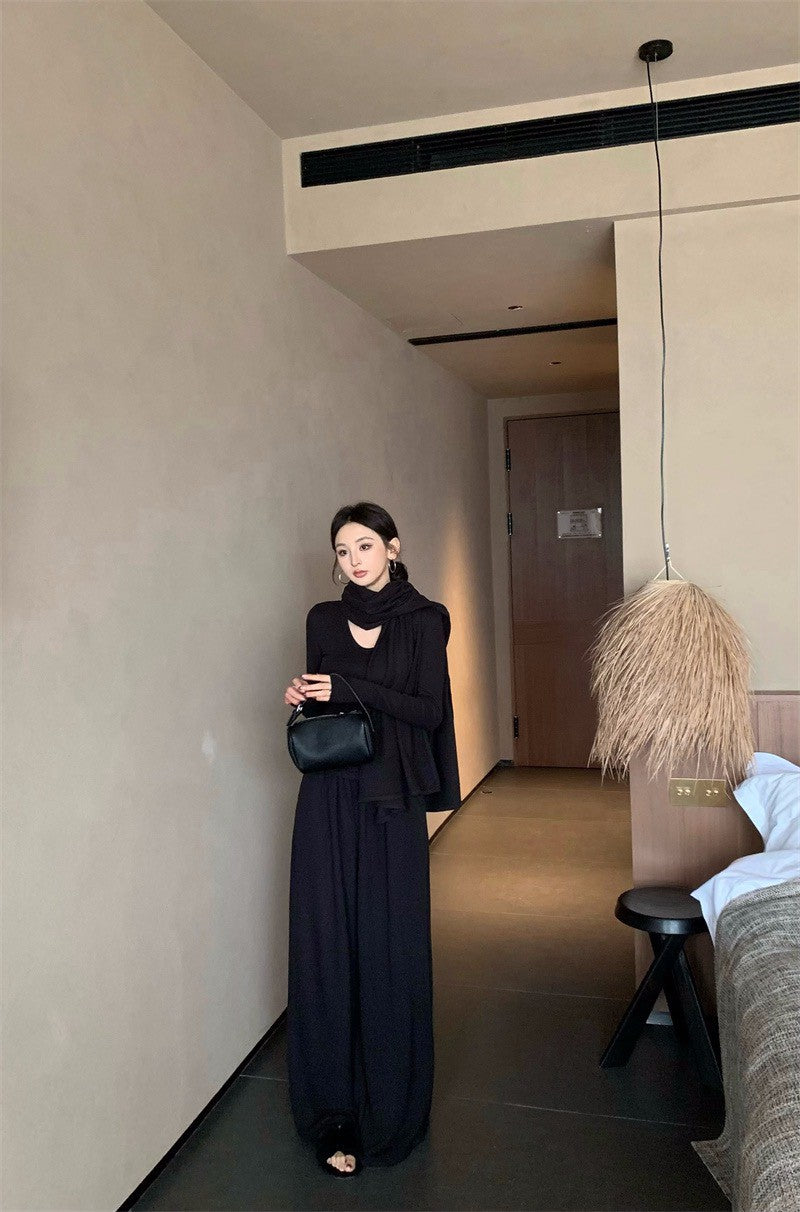 25Dec. 舒適至上多用式披肩U領長袖打底休閒褲三件套 黑