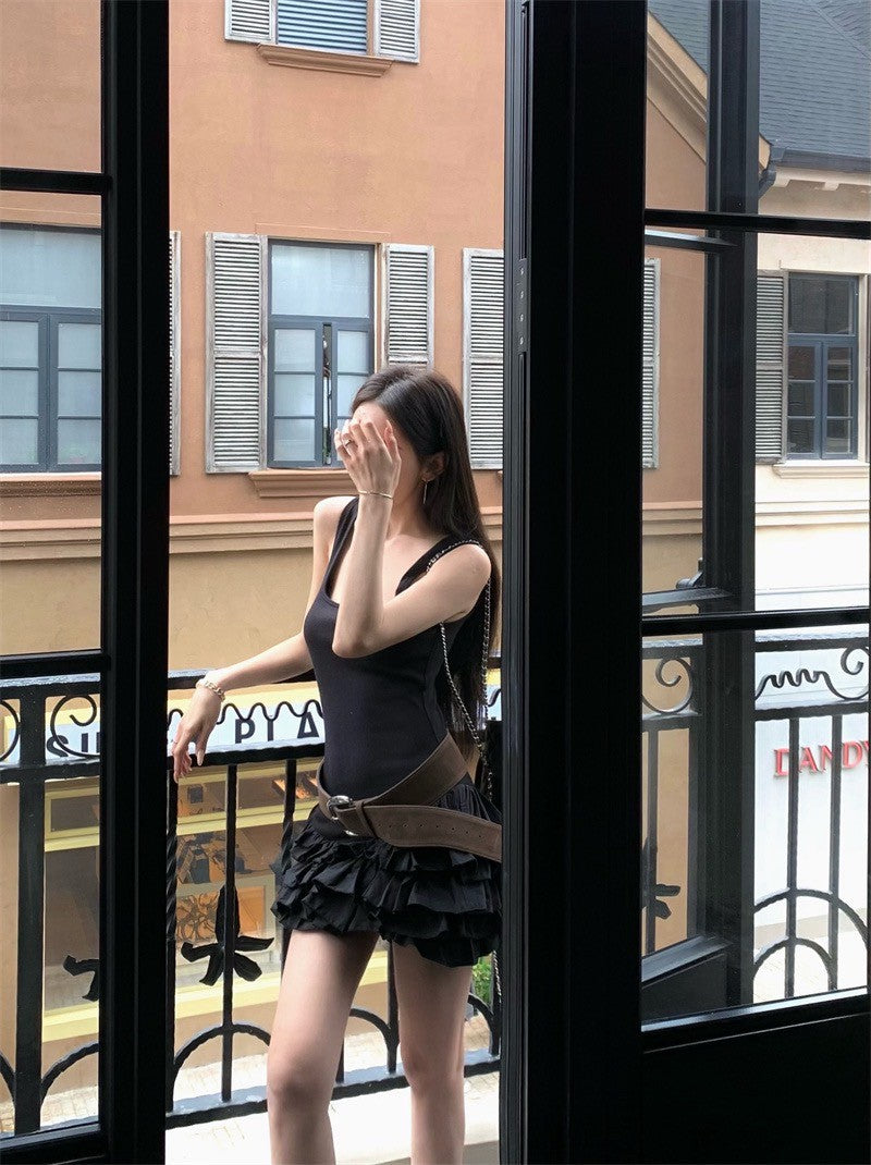 25Jul. 獨寵甜心 U領背心拼接花苞蛋糕裙 白/黑