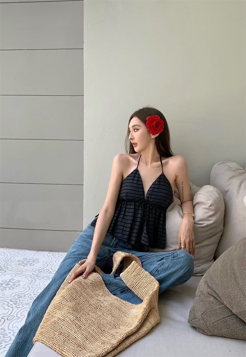 Mar. 俏皮夏日趣 度假風挖背綁帶肌理紋背心 白/黑