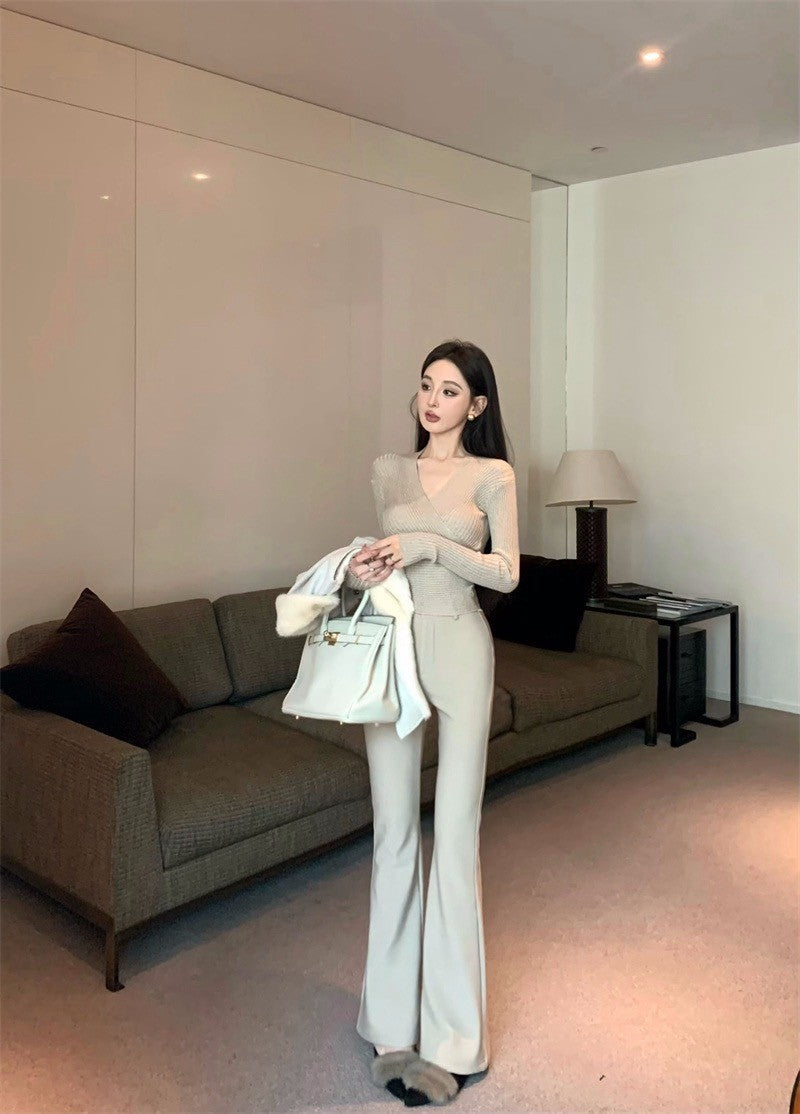 Mar. 氣質法則同款韓系毛毛修身背心 修身喇叭褲 淺卡其