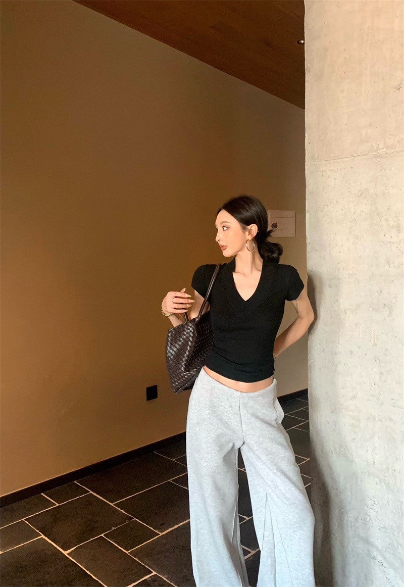 May. RO系列高腰休閒褲 必入V領顯瘦上衣 白/黑