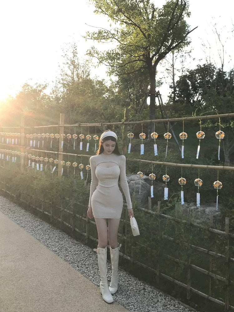 25Nov. 心動約會小心機縷空針織包臀裙 燕麥色