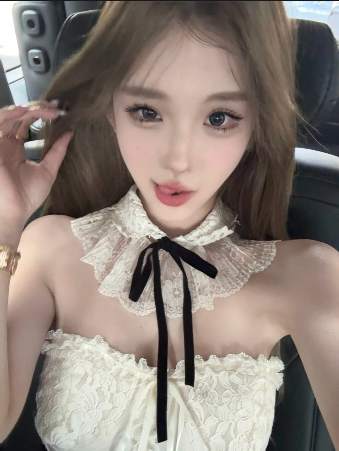 Apr. 愛神仙子 中古感私服蕾絲抹胸 (附蕾絲繞脖)