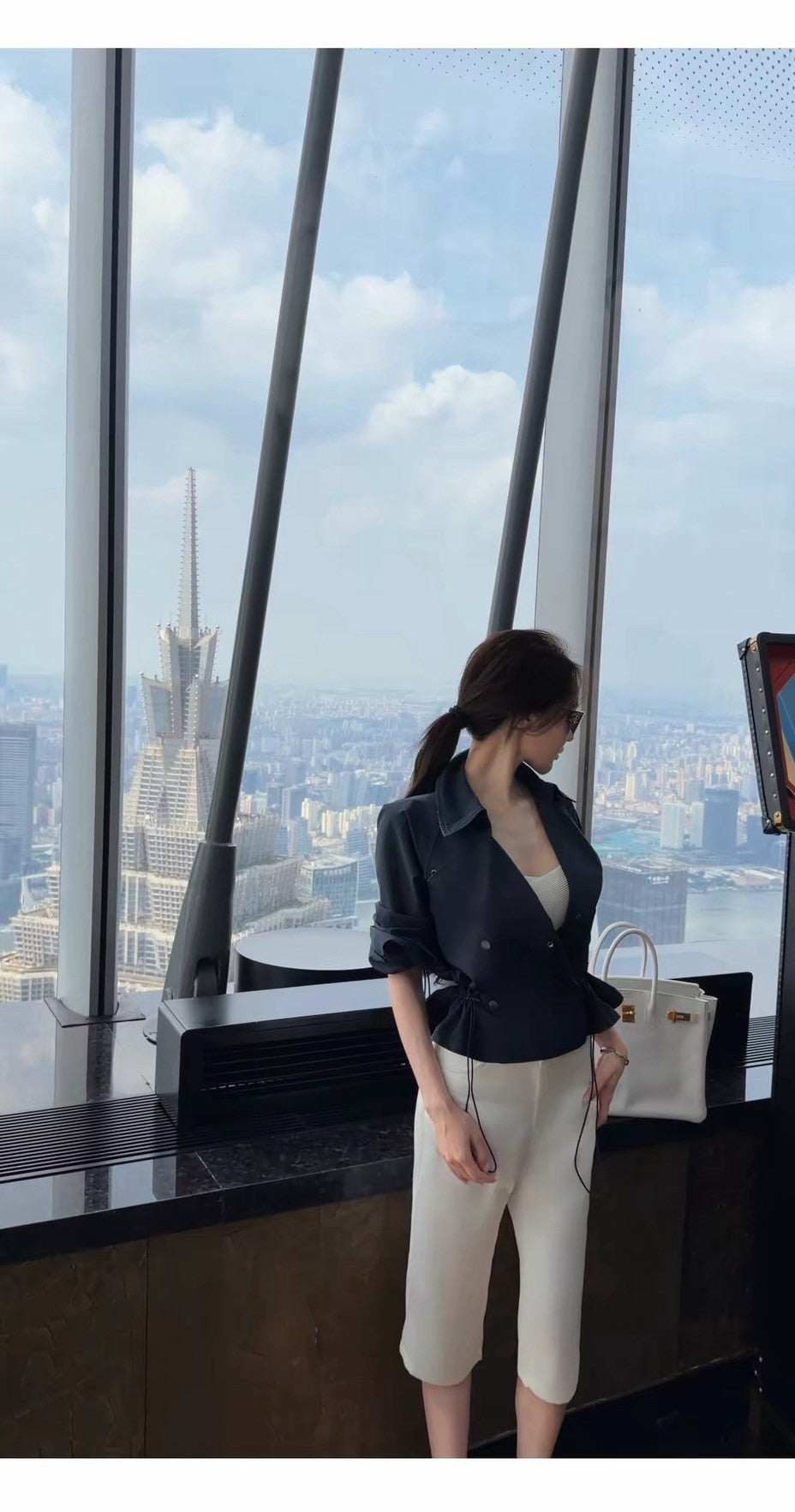 26Oct. 美式登山感 收腰繫帶抽繩短外套 白/藍