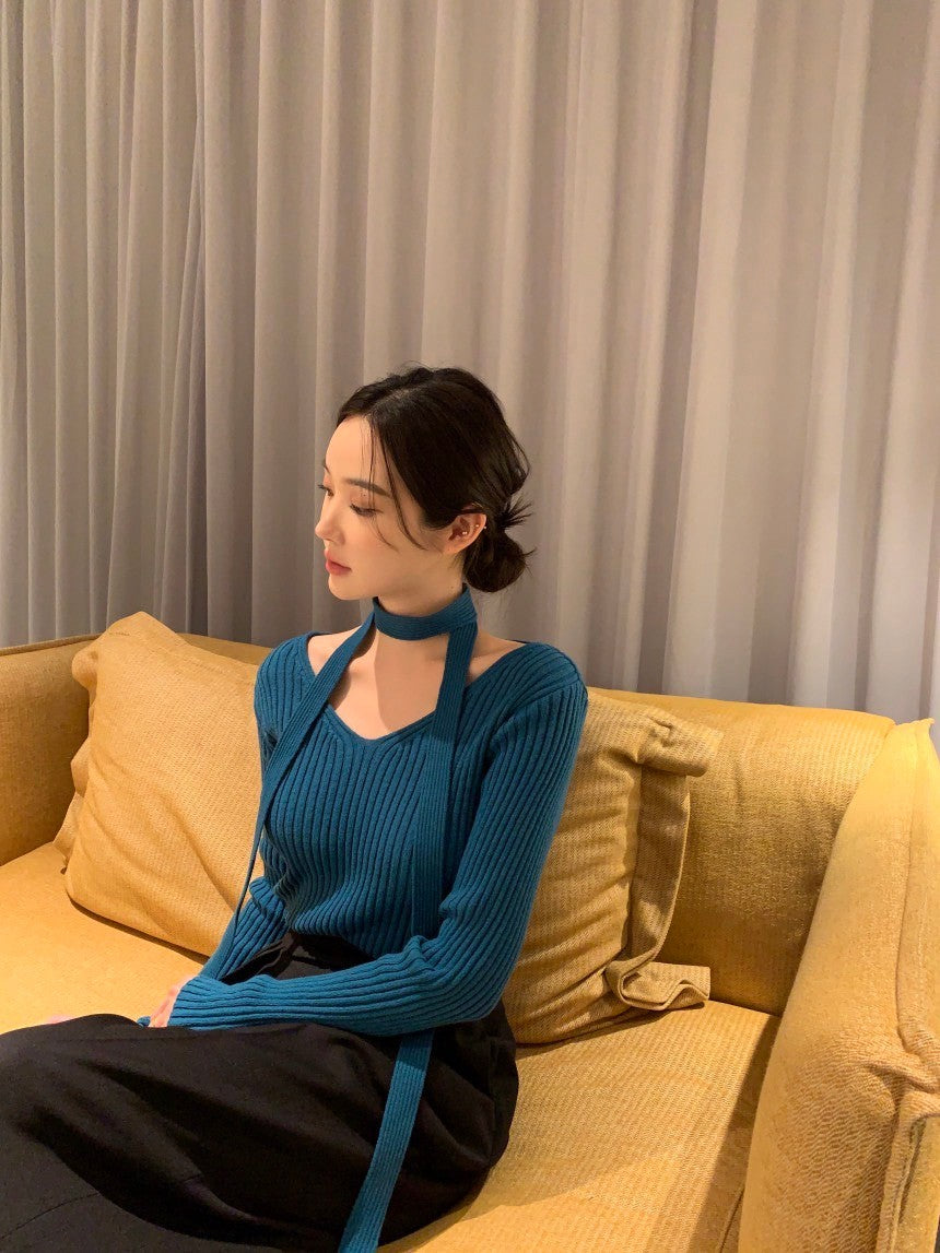 Oct. 復古氣質美 掛脖V領針織打底上衣 韓女嫩粉/鐵灰/寶藍