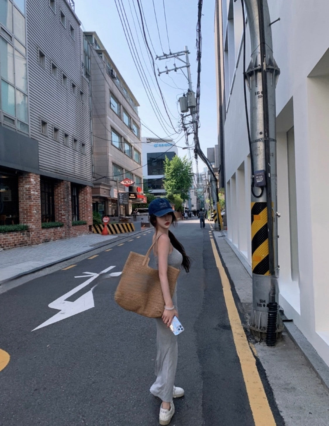 Sep. 卡戴珊人魚姐姐 性感網紗縷空修身吊帶連身裙 灰