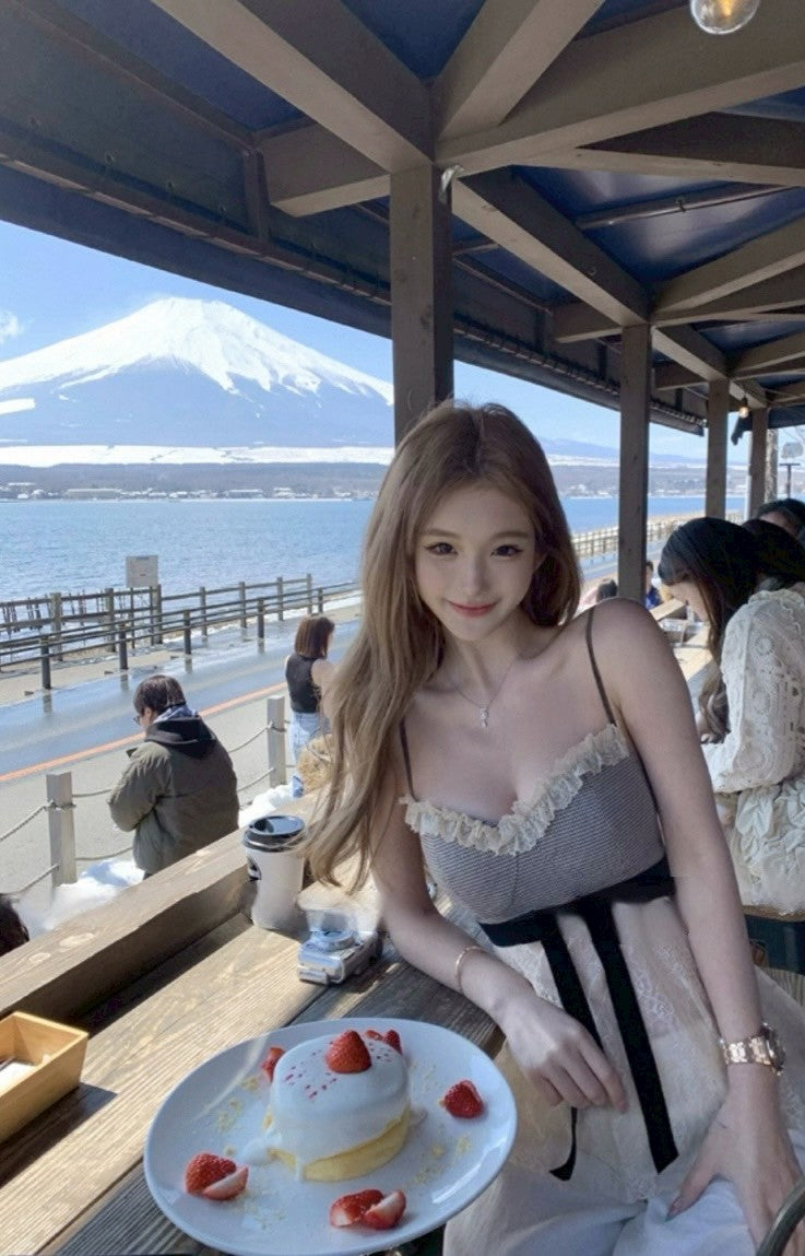 Jun. 初戀白月光氣質蝴蝶結收腰重工背心 格子花