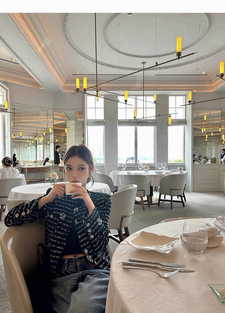 25Dec. 貝夢德memory手工山茶花刺繡粗呢外套 黑