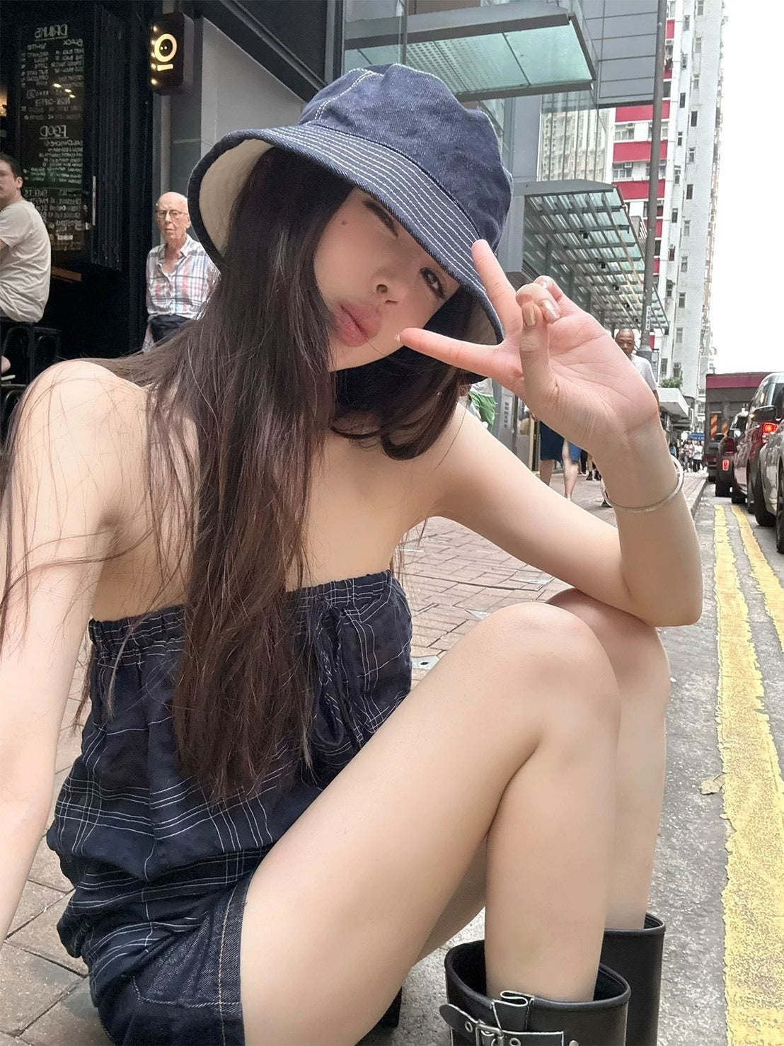 25Oct. 丹寧時光機寬鬆原色高腰牛仔短褲