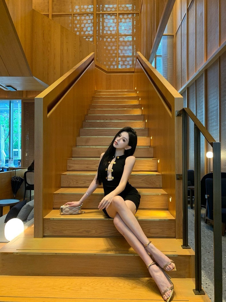 Sep. 性感雙排縷空針織包臀裙 黑