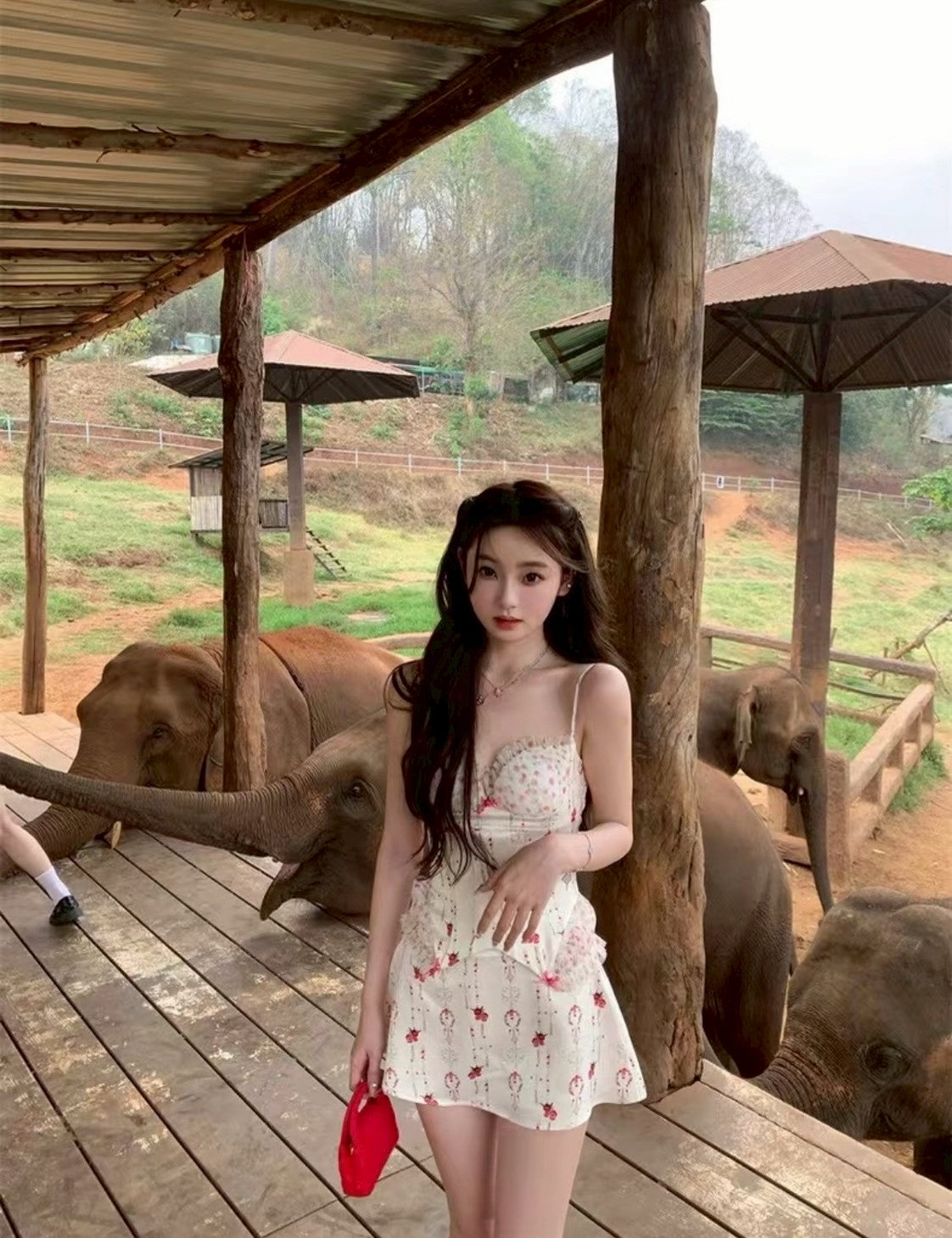 26May. 草莓玫瑰 少女碎花魚骨背心半身裙套裝