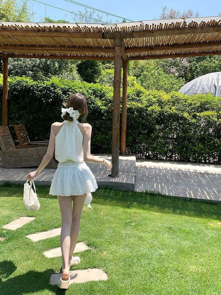 Jun. 潔白玉蘭 削肩掛脖收腰小白花連身裙