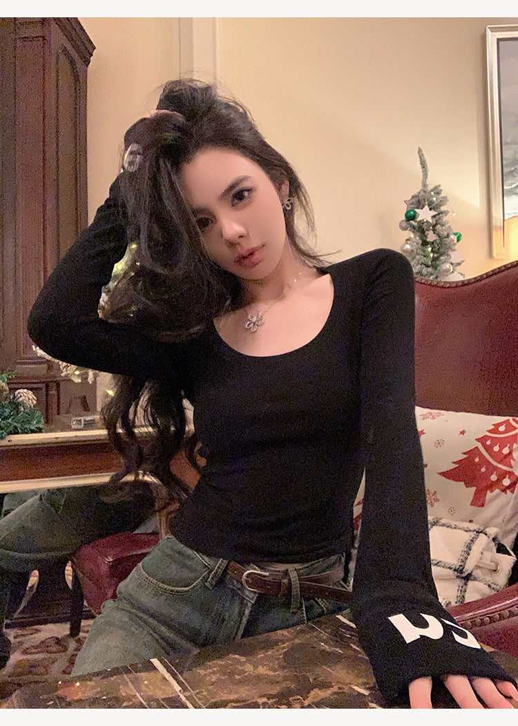 Sep. 顯瘦U領字母袖打底修身上衣 米白/黑