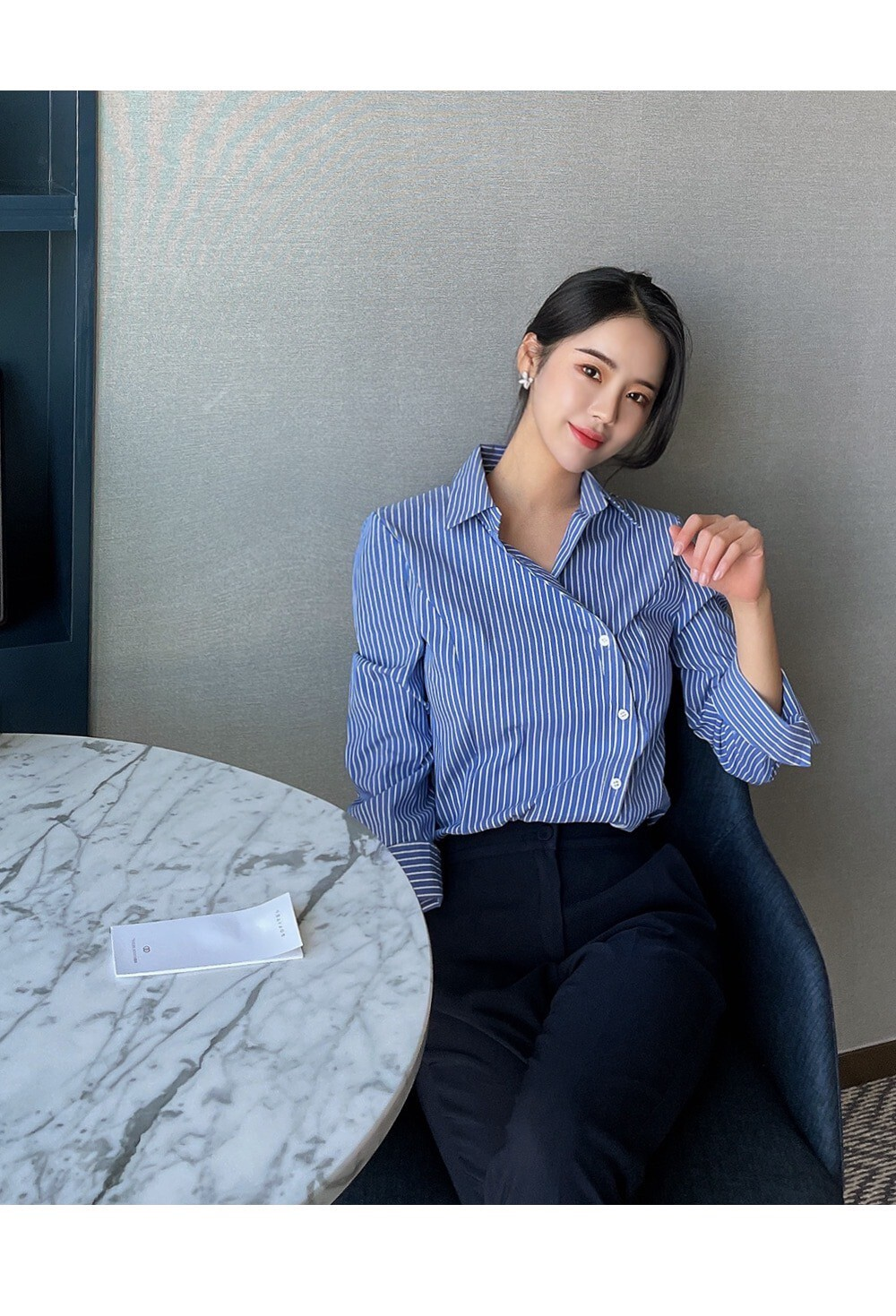 25Sep. 韓Chic簡約不規則側扣條紋襯衫 藍