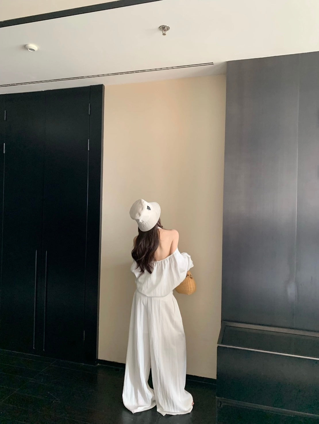 25Oct. 鏡頭焦點 氣質交叉挖背上衣/呼吸空氣棉闊腿褲