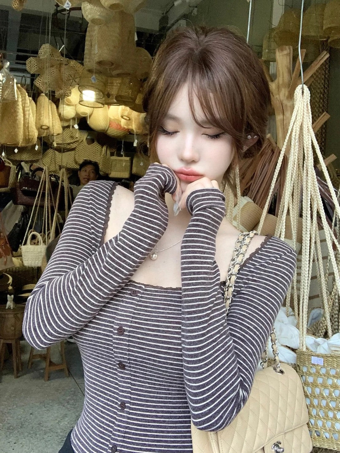 26Apr. 氧氣少女 百搭軟糯大U領條紋上衣 咖條
