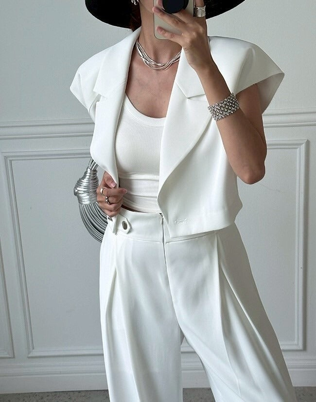 25Sep. Official outfit西裝鈕扣馬甲 白/黑