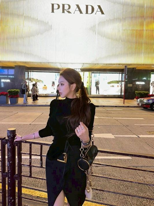 26Apr. 趙露思同款 高雅知性金釦開衩半身裙 黑/白