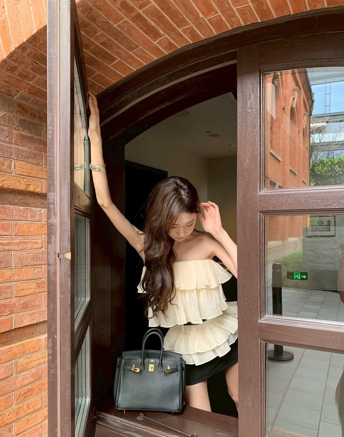 25Oct. Top 玫瑰漫野荷葉抹胸上衣蛋糕裙套裝