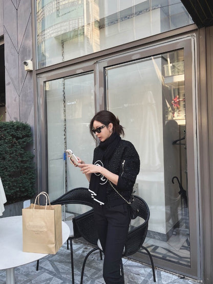 25Sep. 簡約理念百搭短款修身粗呢棒球外套 黑