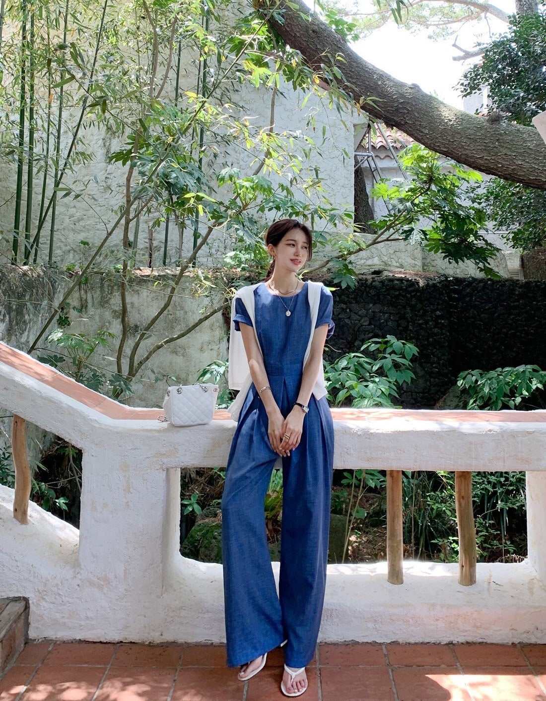 25Sep. 時髦丹寧藍修身圓領短袖連身褲