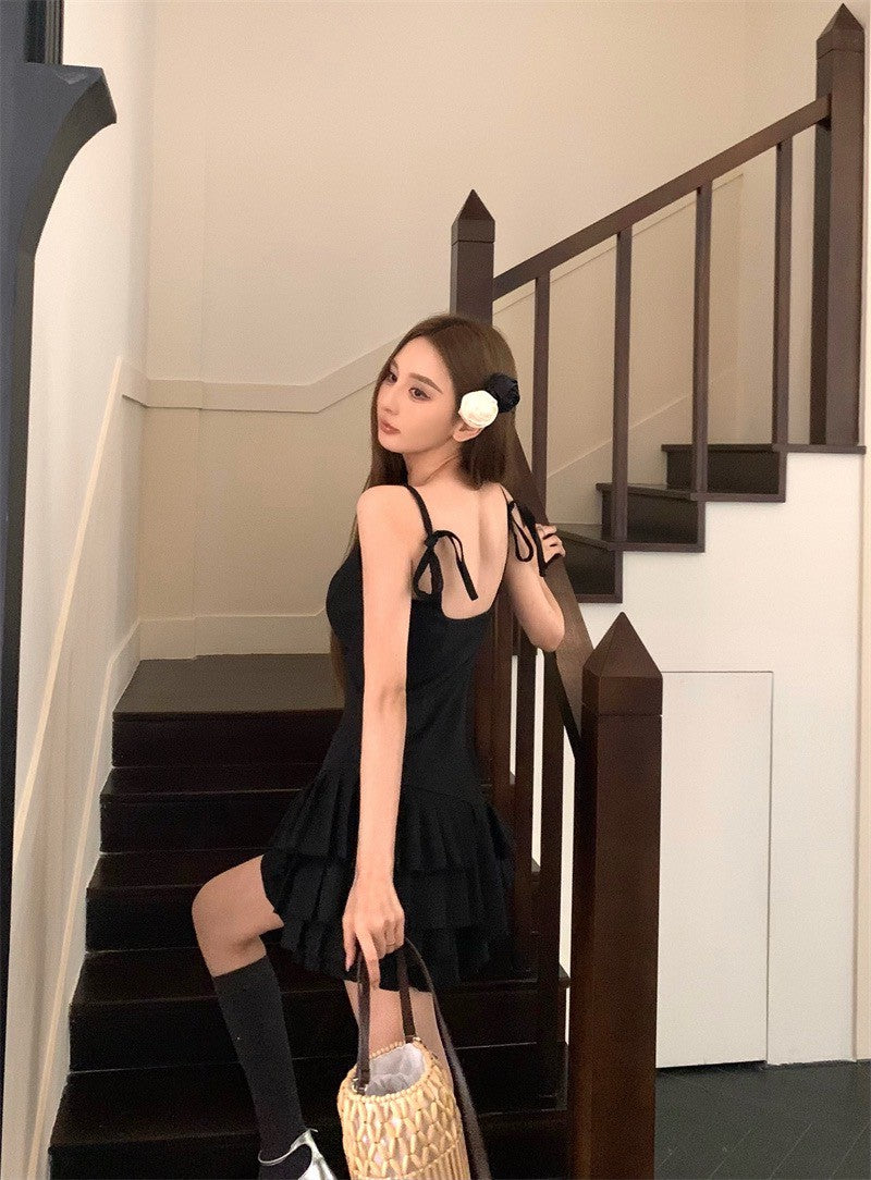 Jun. 俏麗佳人 黑色蝴蝶結綁帶赫本澎澎連身裙