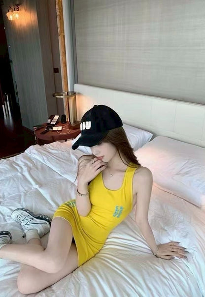 May. 反骨辣妹 梵文印花buff棉質背心 雙色可疊穿 粉/白/黃