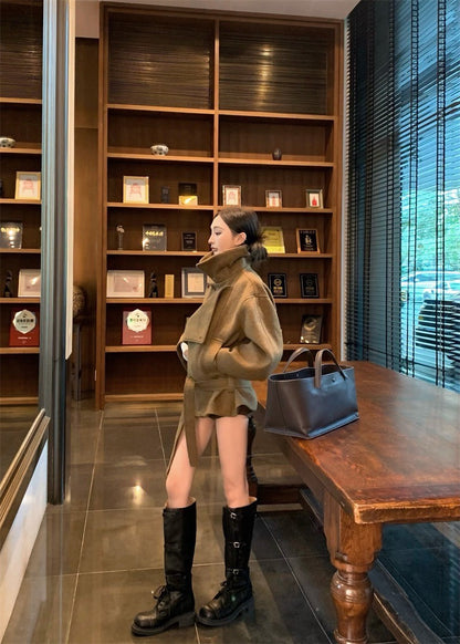 Feb. 時髦復古精 高級英倫剪裁厚磅立領外套