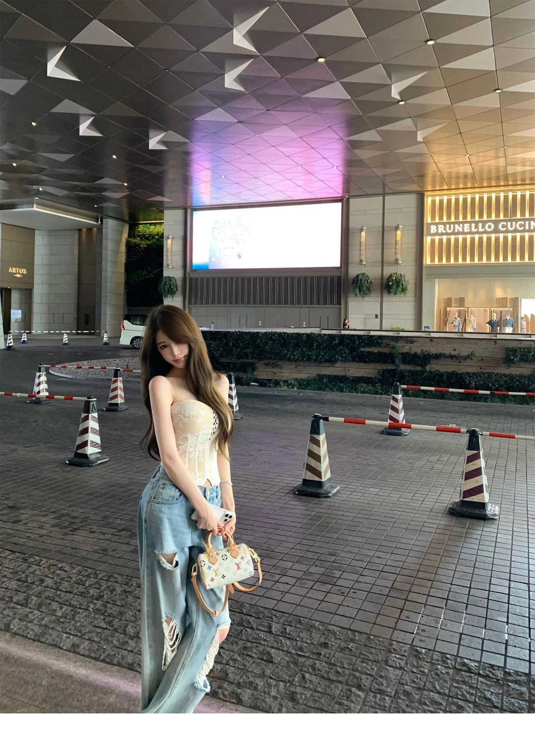 26Jul. 雅痞不規則刷破淺藍高腰闊腿褲