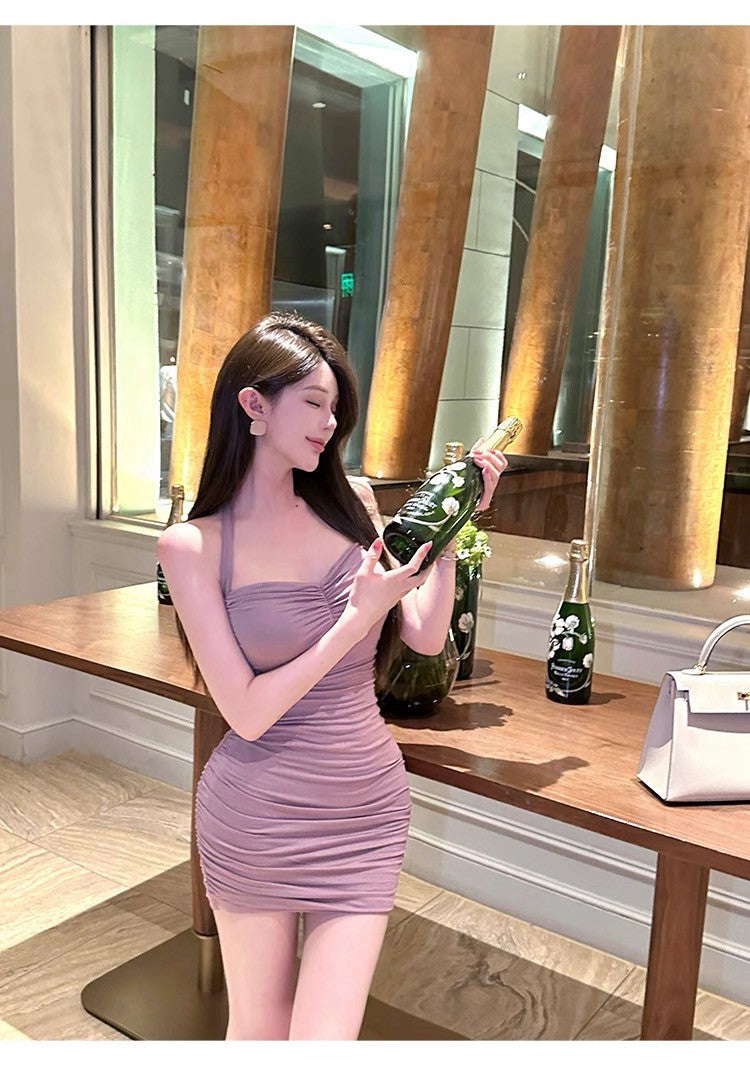 25Jul. 布魯千金氣質掛脖抓皺修身連身裙 紫