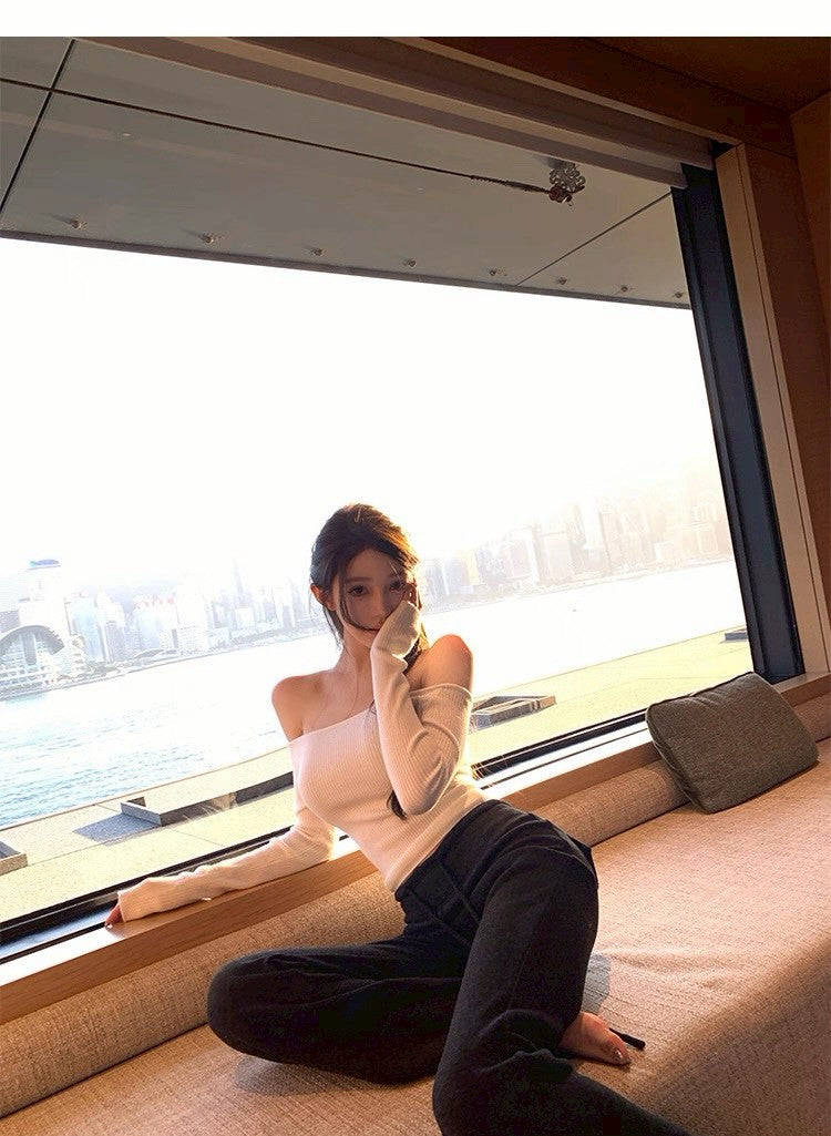 25Dec. 純慾特調 冬款豎坑高彈一字領上衣 白/黑