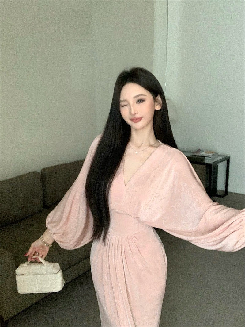 25Aug. 美的很輕鬆氛圍感收腰燈籠袖連身裙 粉/黑