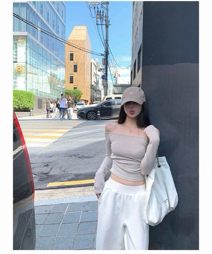 25Nov. 美肩擔當 修身純色百搭上衣3色