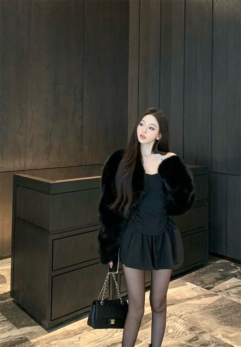 25Jul. 高冷御姐 黑色魚骨抹胸 花苞半身裙 黑