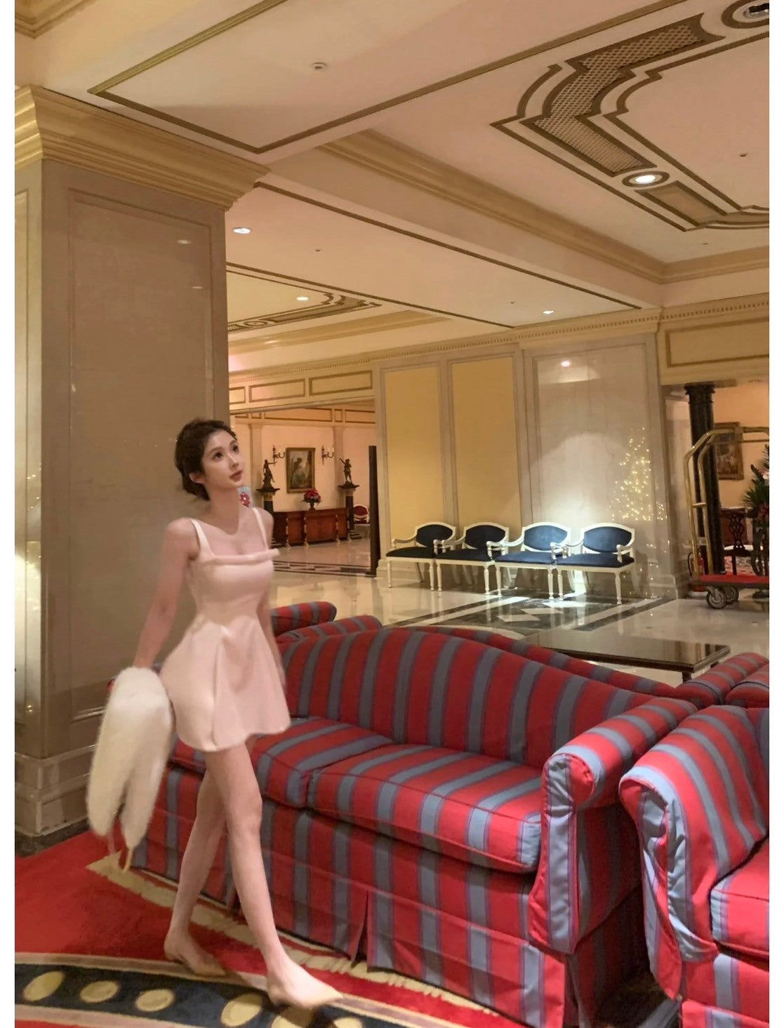 Mar. 曼妙天鵝 法式氣質蝴蝶結收腰連身裙 粉