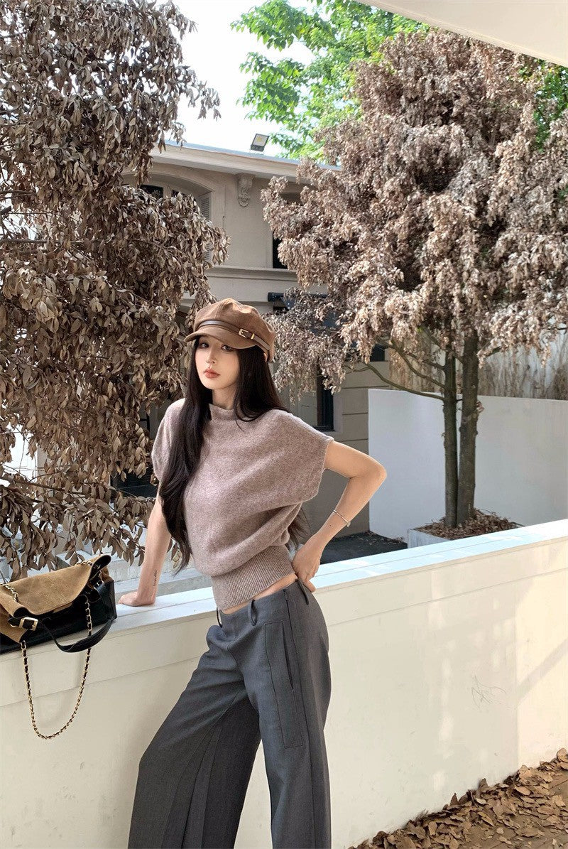 25Dec. 冬衣百穿微高領泡泡袖針織上衣 卡棕/黑