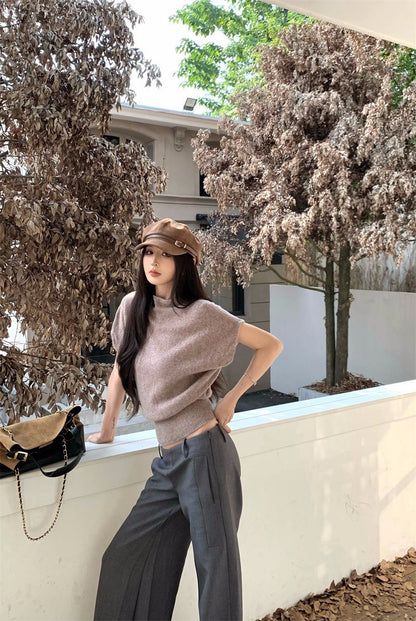 25Dec. 冬衣百穿微高領泡泡袖針織上衣 卡棕/黑