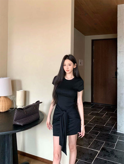 25Aug. 懶人單品 超模彈力圓領連身裙附繫帶 咖/黑