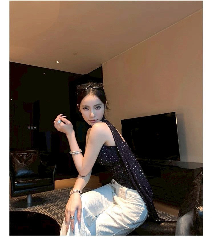 25Aug. 疊影織夢帶胸墊繞頸波點背心 黑