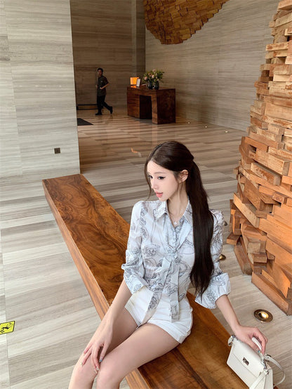 26Jan. 復古印花修身剪裁襯衫