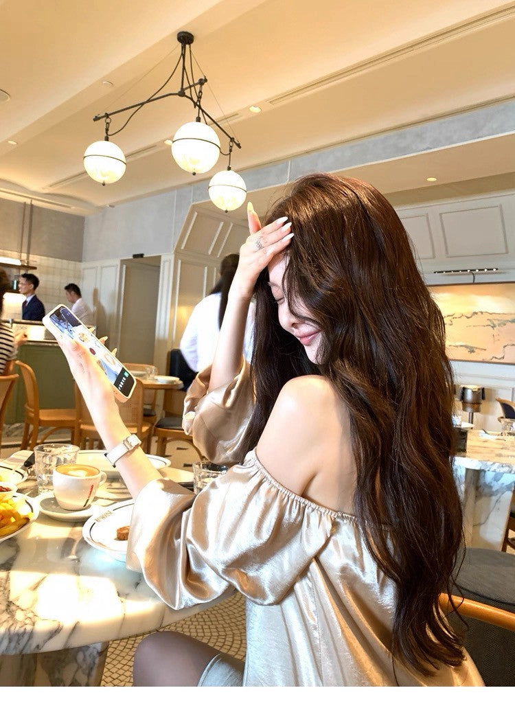 25Aug. 鎏金缎 水波紋高雅兩穿一字領連身裙