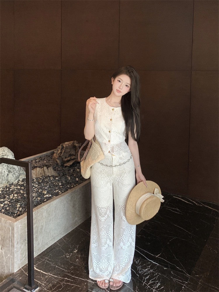 25Aug. 渡假縷空排扣馬甲 同花色高腰休閒褲