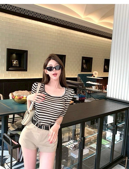 25Jul. 錦瑟華年 萊賽爾條紋U領五分袖上衣 卡其色短褲