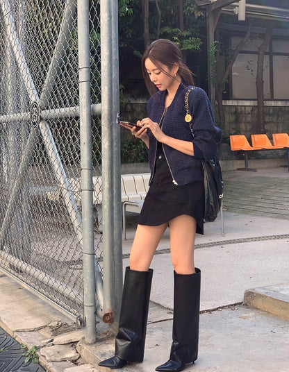 Aug. 經典粗呢編織亮片細粉棒球外套 藏青