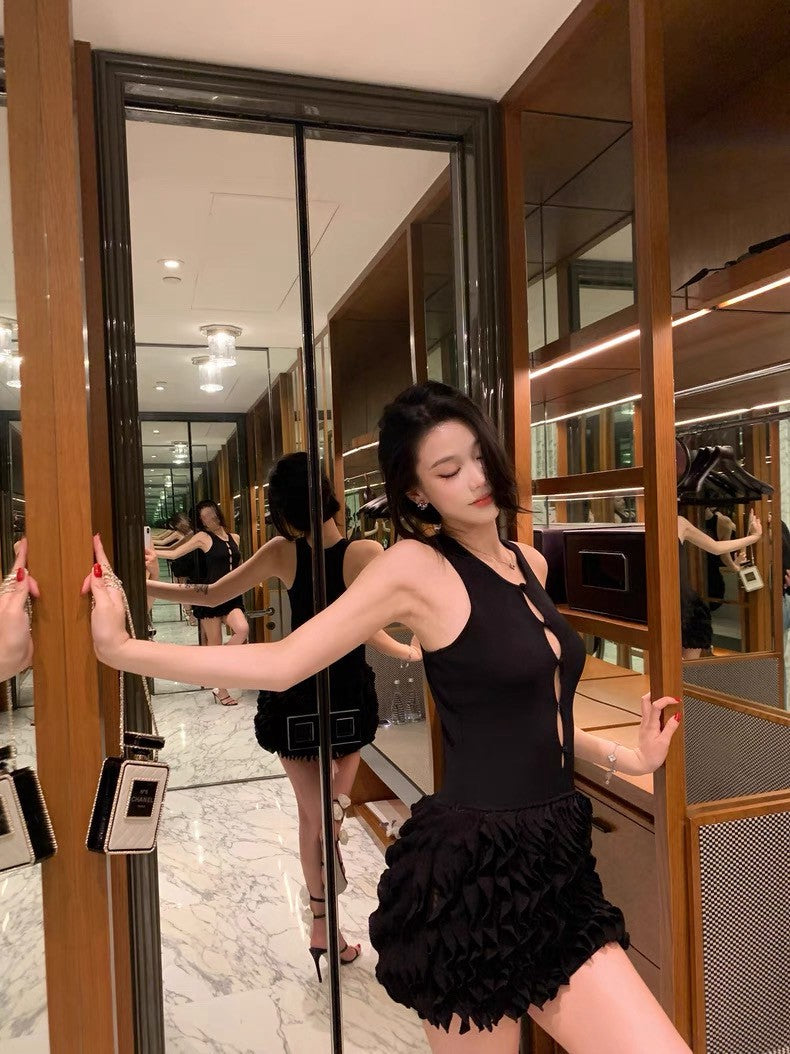 25Sep. 氣質千金經典黑拼接針織蛋糕連身裙