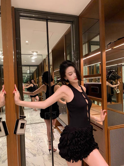 25Sep. 氣質千金經典黑拼接針織蛋糕連身裙