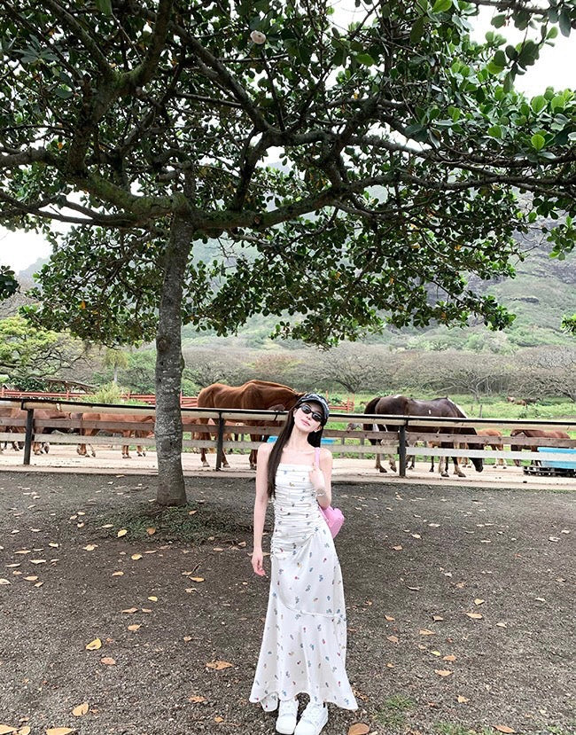 Aug. 夏夜花語 顯瘦收腰剪裁連身洋裝