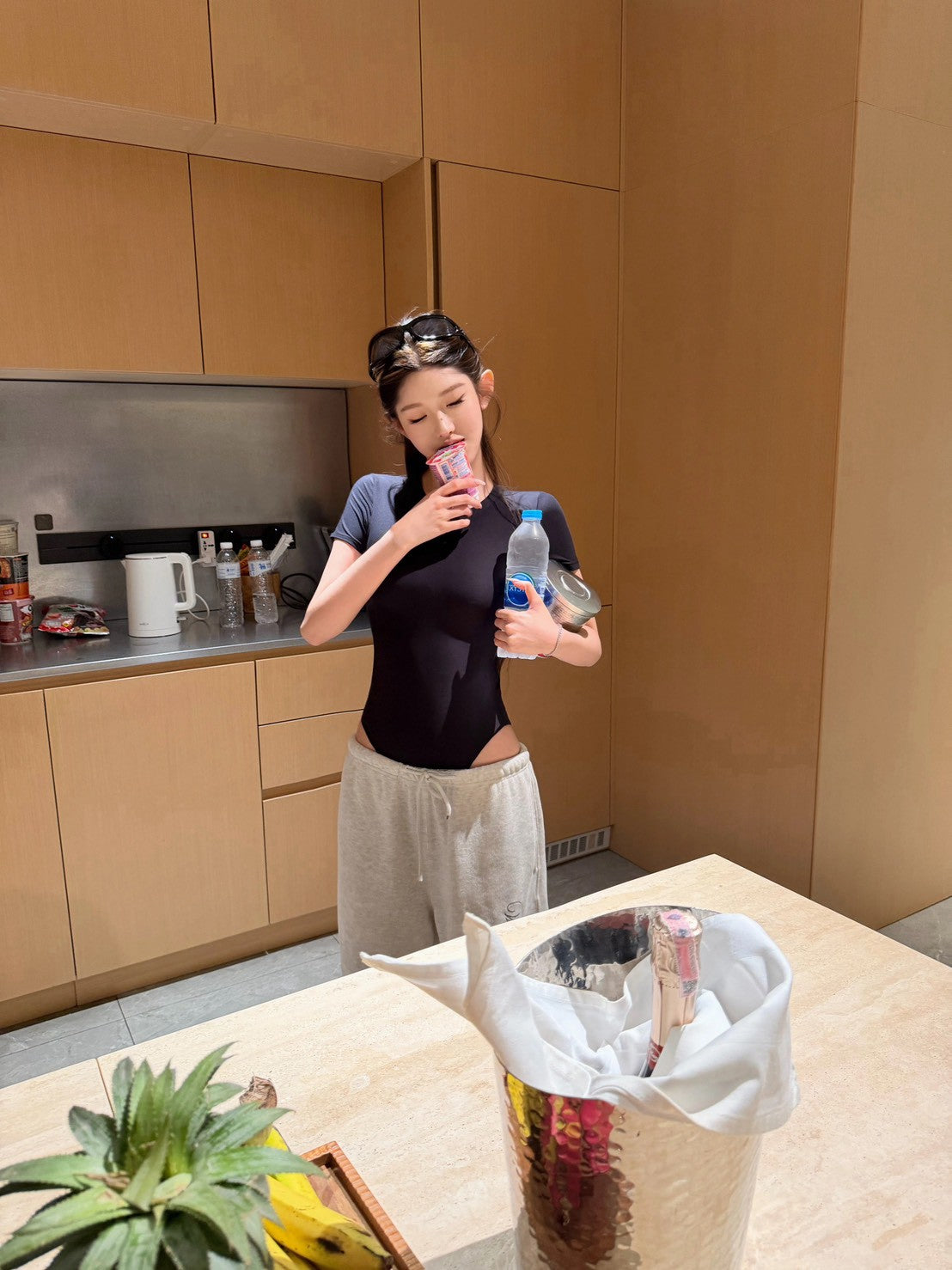 26Apr. 歐美sk1ms 妮味摺角腰連體衣 黑