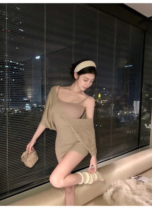 Mar. 奶欲甜心 氣質收腰蝙蝠袖斜肩針織上衣 顯瘦背心 卡杏