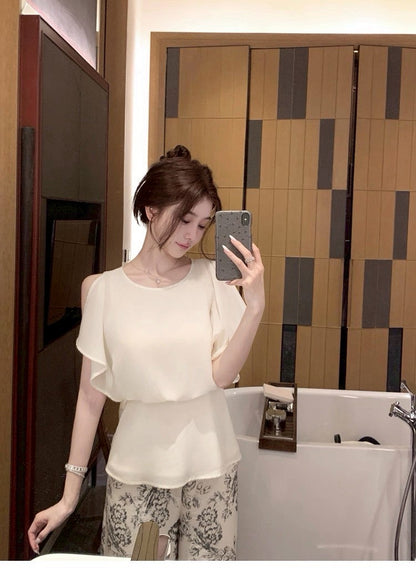 25Aug. 鬆弛老錢氣質荷葉收腰上衣